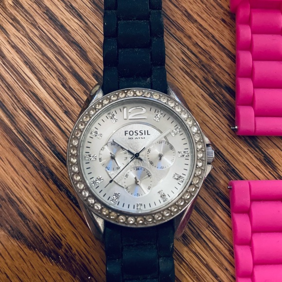 Fossil Watch - Picture 2 of 3